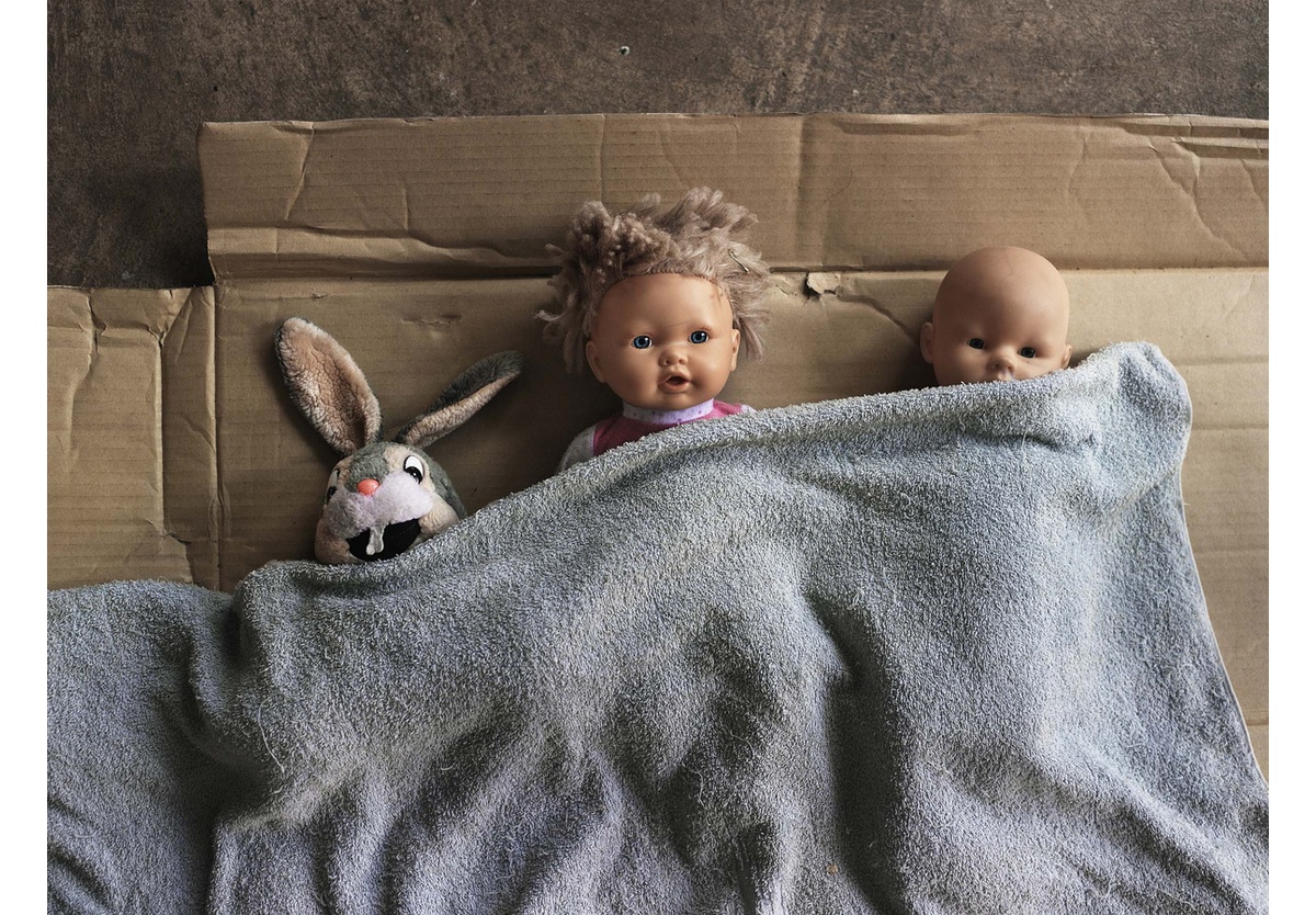 Pieter Hugo - Outside Michael’s flat, Troyeville, 2011